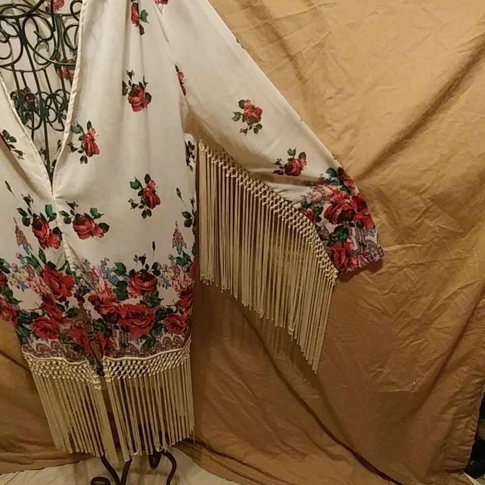 Kimono - Picture 2 of 5